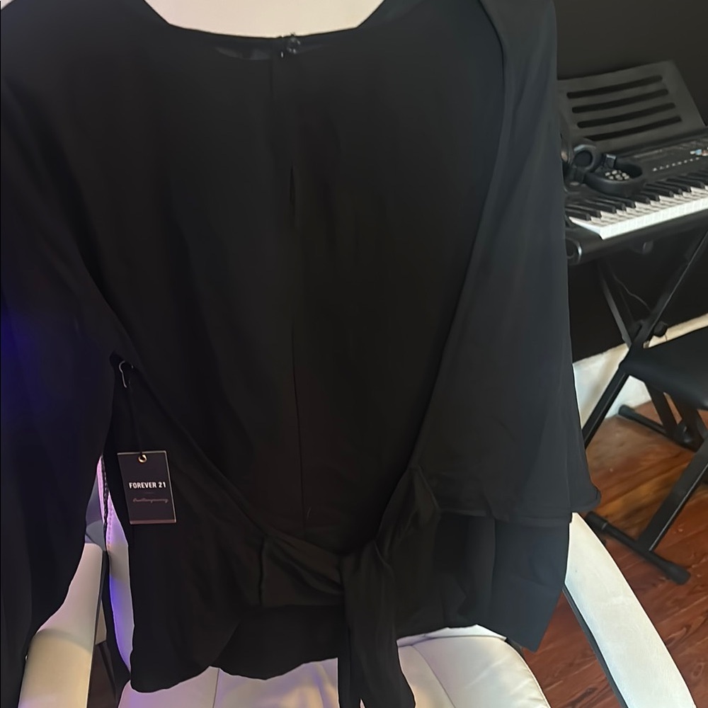 Forever 21 Black Long Sleeve Blouse with Tie